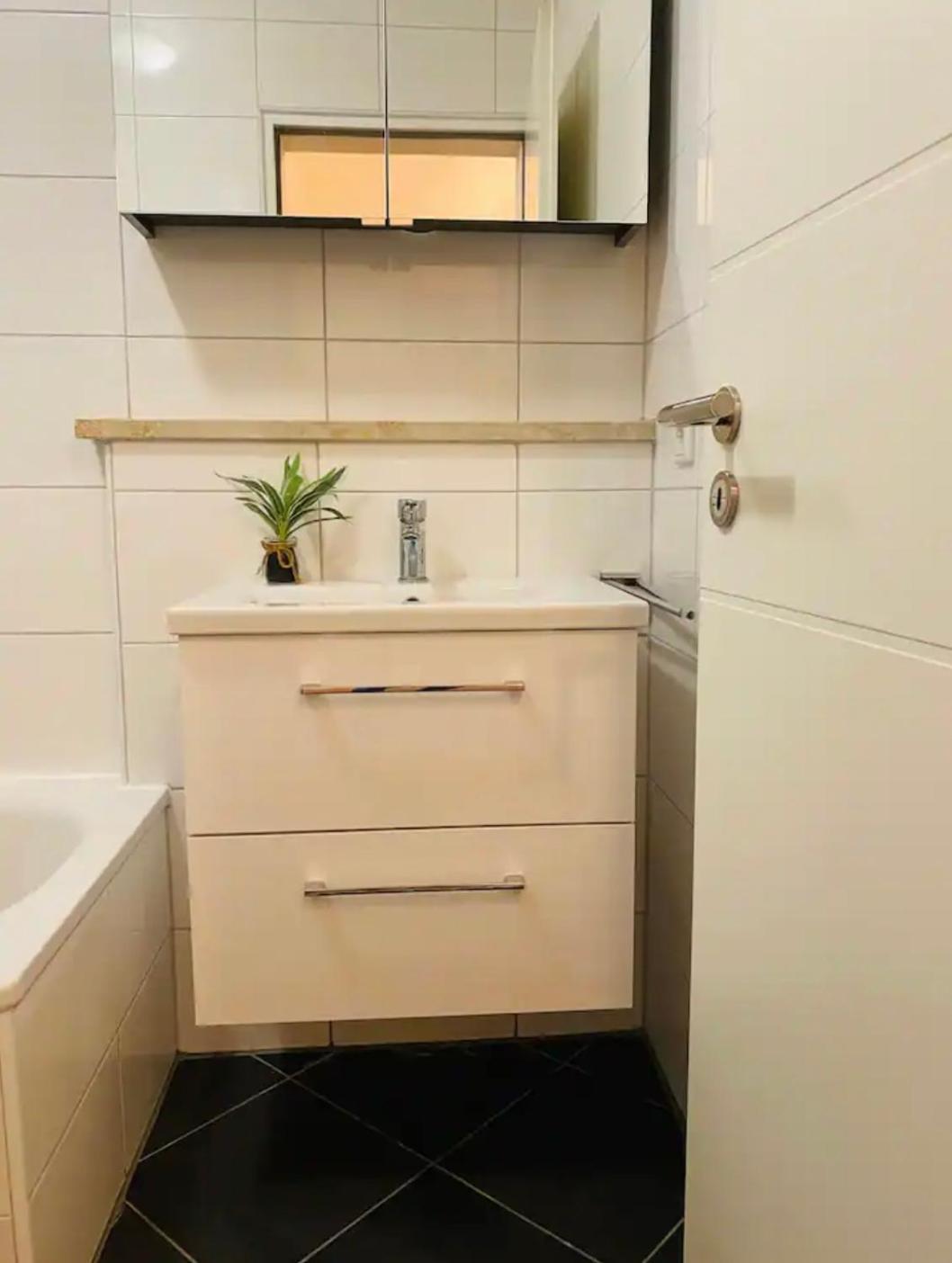 City Flat 8 Инголщат Екстериор снимка