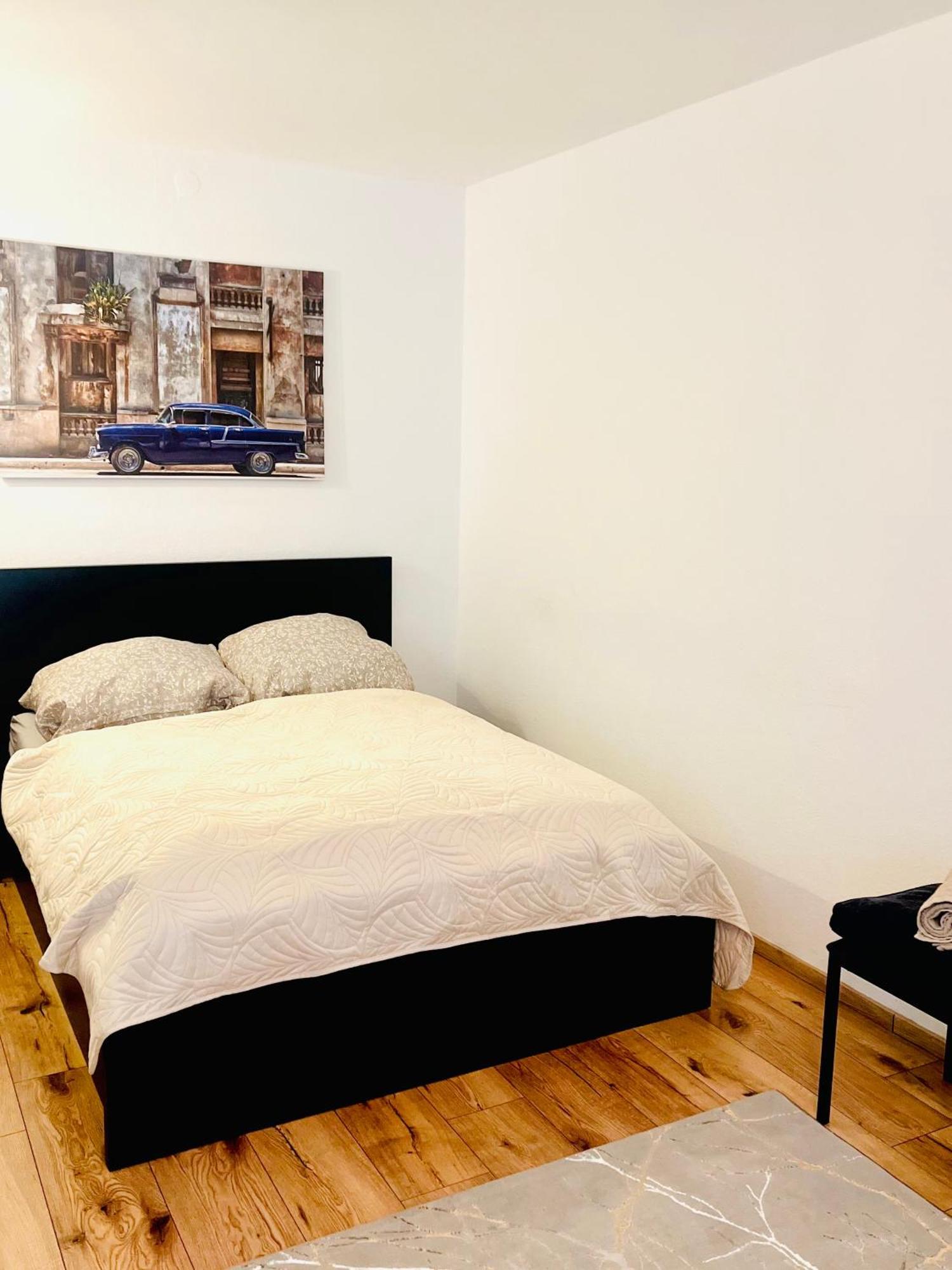 City Flat 8 Инголщат Екстериор снимка